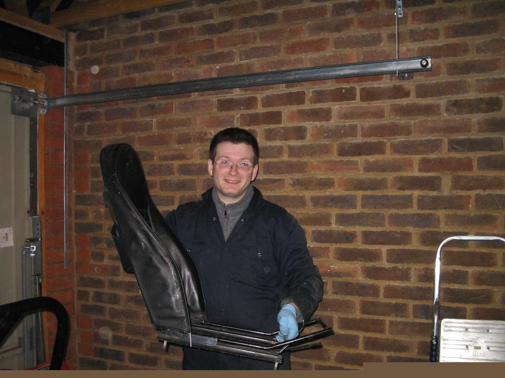 13-11-03 Removed seat.jpg - Jason managed to remove a seat